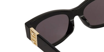 Givenchy® BR006DR03M