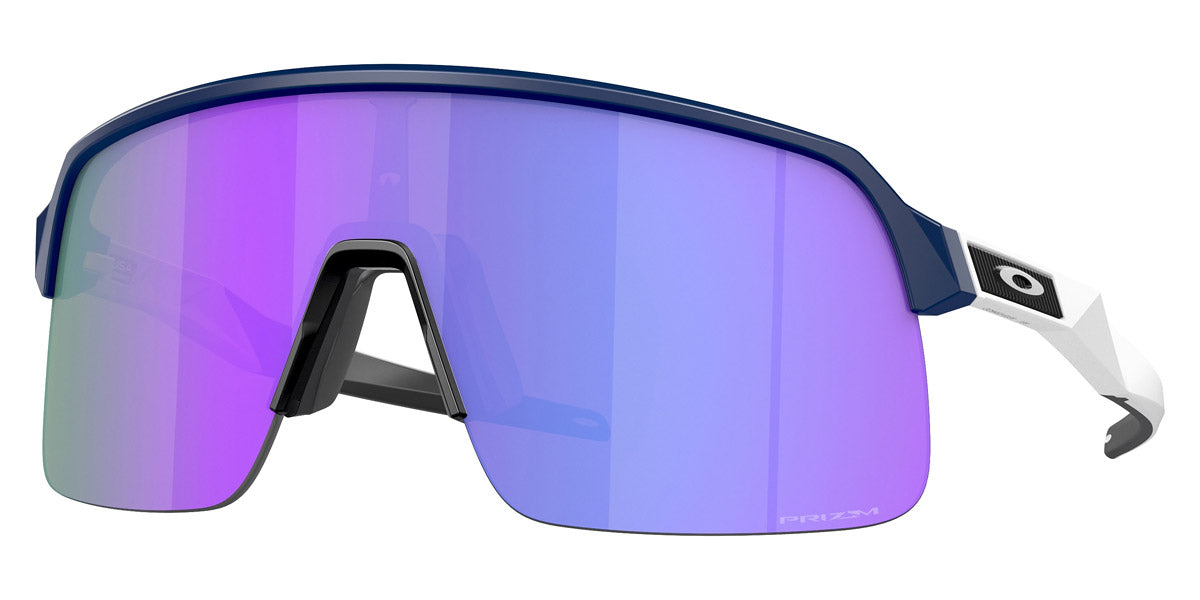 Oakley® OO9463 Sutro Lite OO9463 946363 39 - Navy / Prizm violet Sunglasses