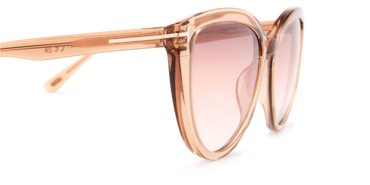 Tom Ford® FT0915 Isabella-02 FT0915 Isabella-02 45G 56 - 45G - Shiny Rose Champagne / Gradient Brown Lenses W. Gold Flash Sunglasses